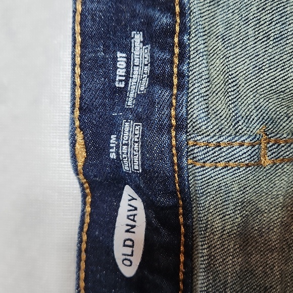 Old Navy Jeans - Picture 9 of 13
